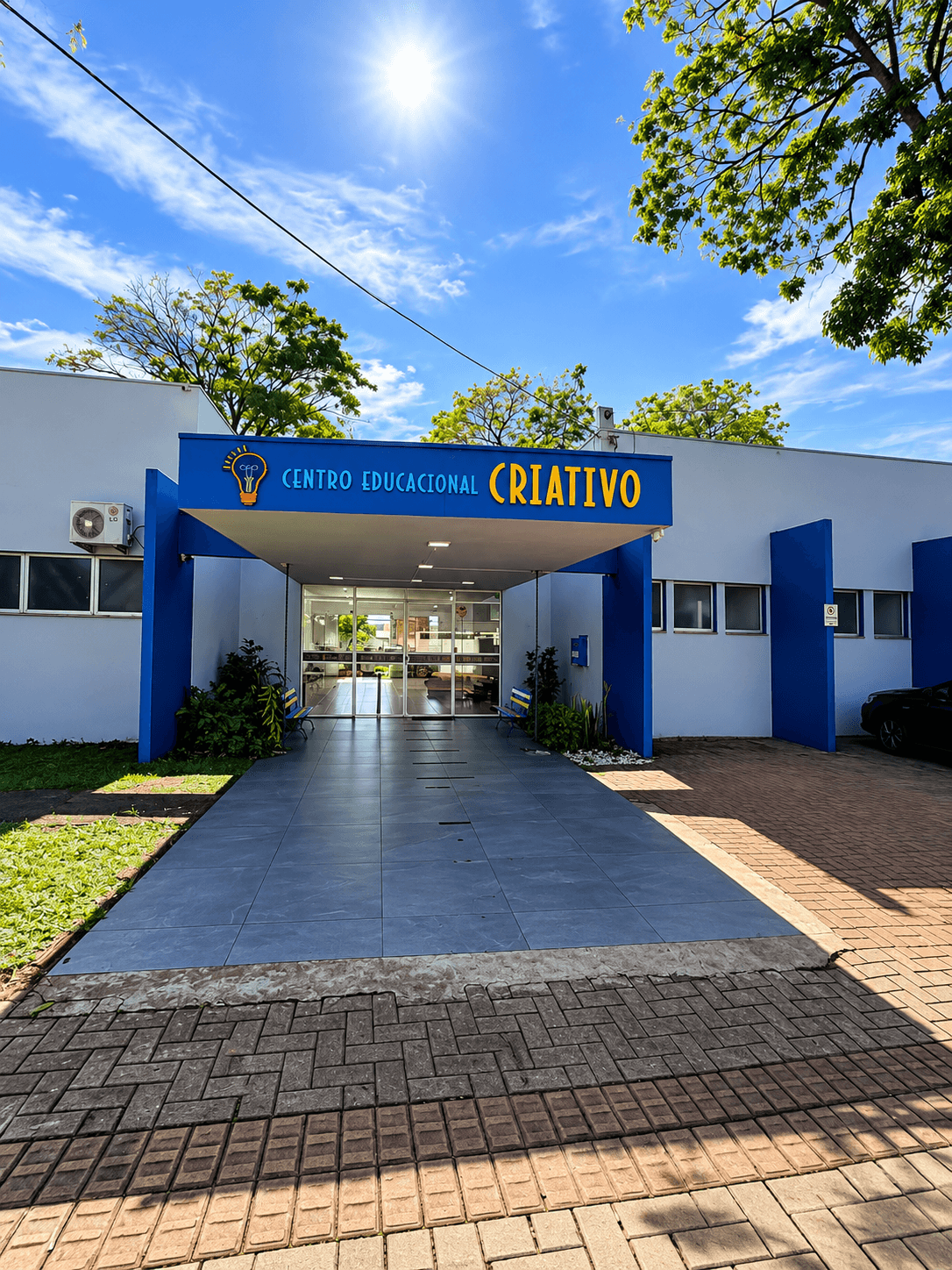 Fachada da unidade Centro Educacional Criativo